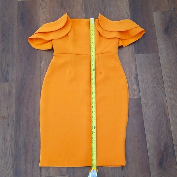 EUC Hello Molly Ruffle off the Shoulder Orange Pencil Dress Size Medium 🔥🔥🔥 - Picture 12 of 13